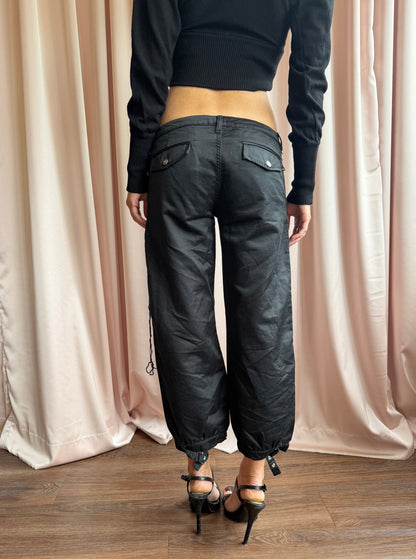 2000's Black Low Rise Crop Pant